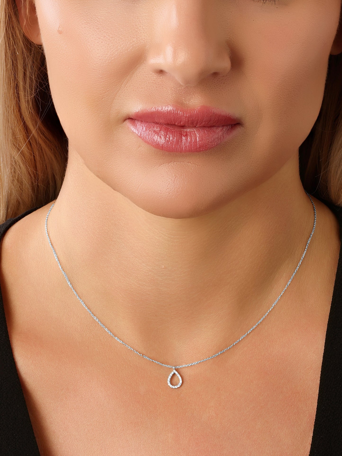 14k White Gold Diamond Rain Drop Necklace