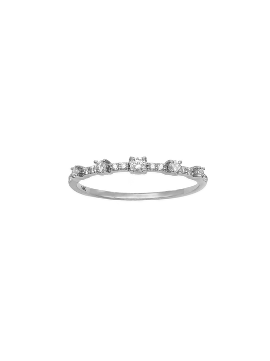 14k White Gold Diamond Graduated Single Prong Ring