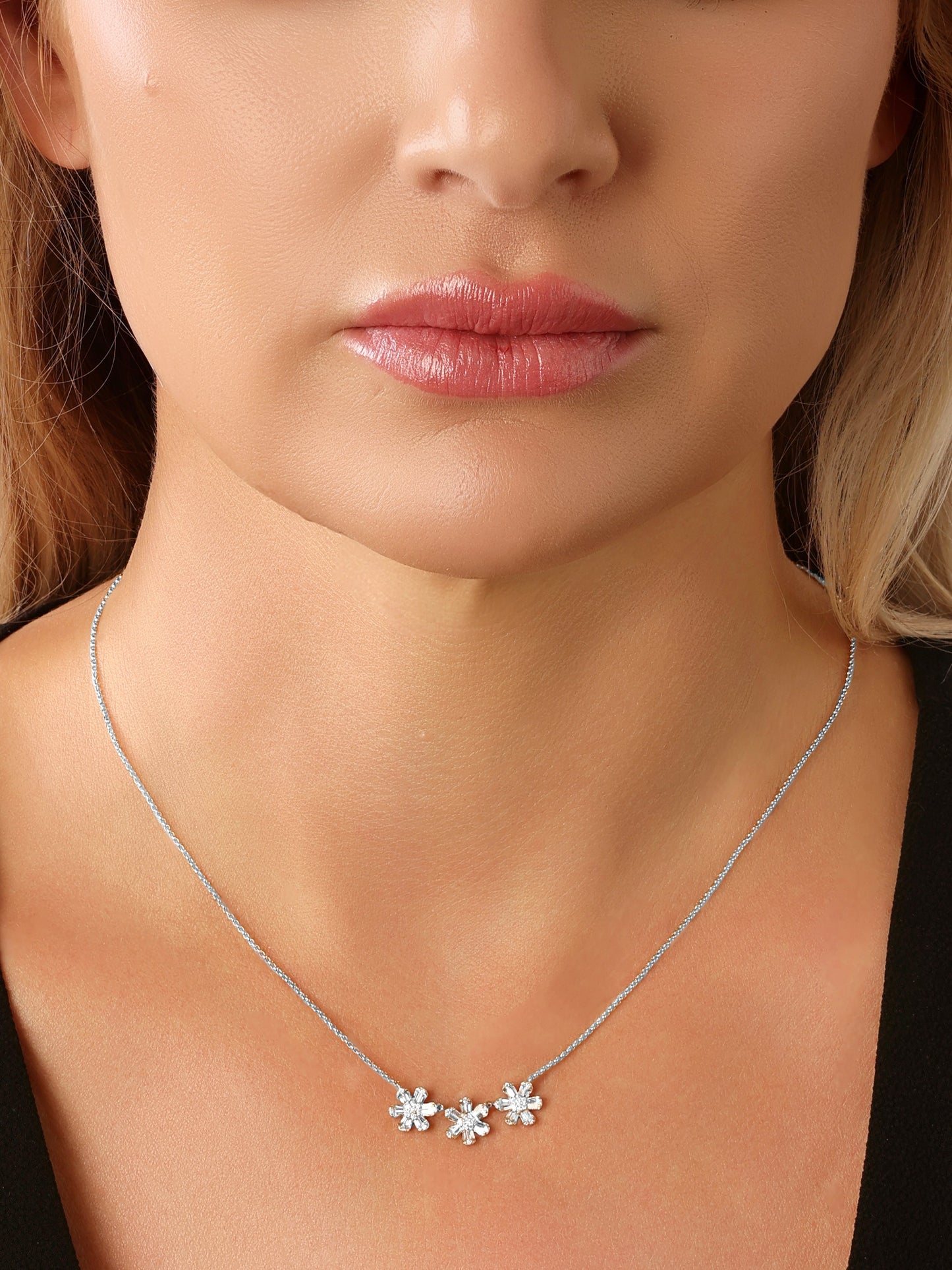 14k White Gold Diamond Baguette Daisy Necklace