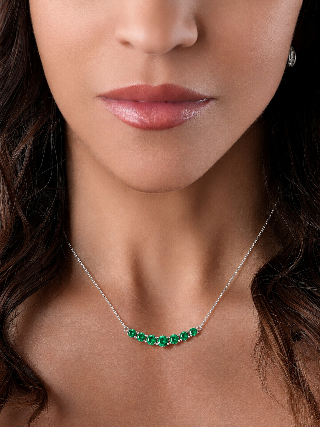 14k White Gold Lab Emerald Bar Necklace